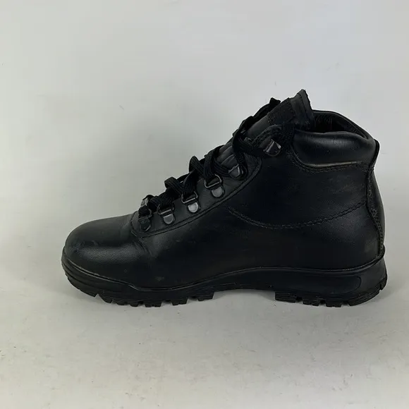 Vasque black leather thinsulate lined gore Tex athletic hiking boots youth 4