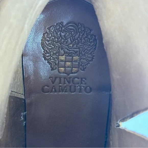 Vince Camuto Helyn Ankle Bootie Nubuck Leather Slip-On Boots NIB Brown Size 9