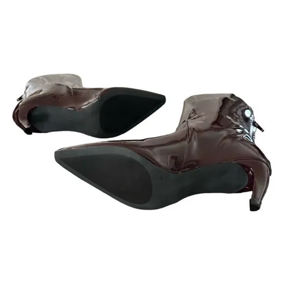 Vince Camuto Quindele Women’s Petit Sirah Heeled Boots with Sleek Design 7.5 M