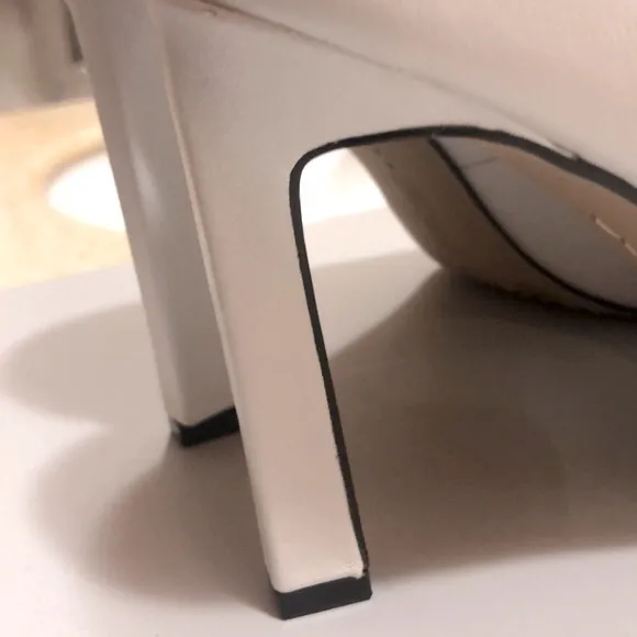 Vince Camuto White Leather Stilletos
