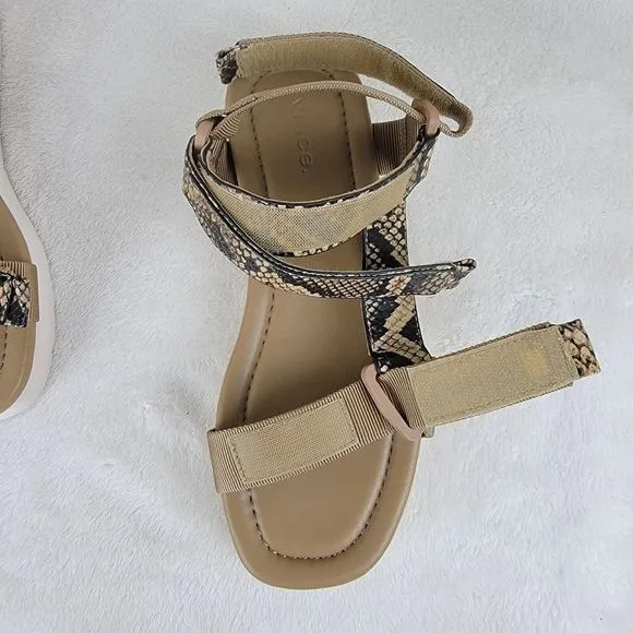 Vince Timber Carver Leather Snakeskin Loop And Hoop Strappy Platform Sandals 7M