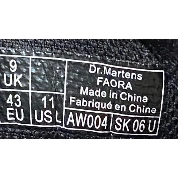 Vintage 2004 Dr Doc Martens Air Wair AW004 Mens Sz 11 Leather Combat Boo…