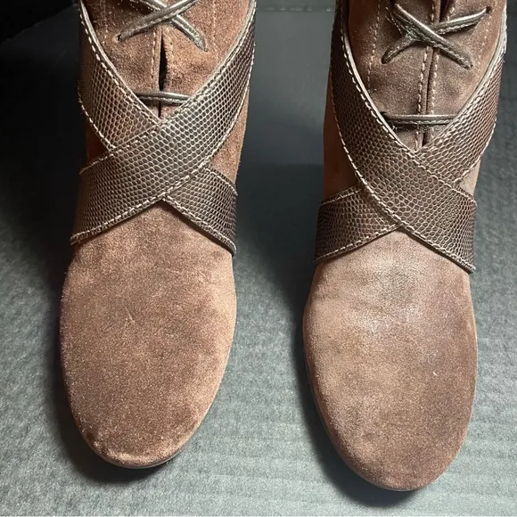 Vintage BNWOB Cole Haan Tall Chocolate Suede lace and zip up SEXY boots 6M $firm