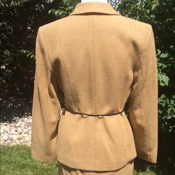 Vintage Tweed Skirt Suit Jacket &amp; Skirt With Belt Tan 8P