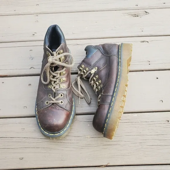 Vintage Y2K Dr Martens 11303 Brown Leather Lace-up Grunge Ankle Work Boots 11