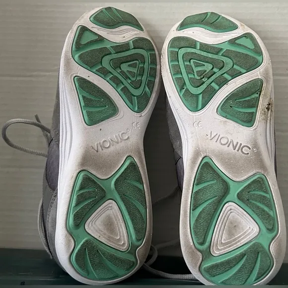 Vionic Women's Gray and Teal Sneakers Size 8 EUC