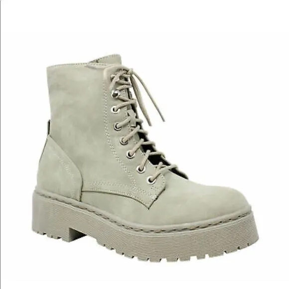 Wanted Walker Boots NEW
