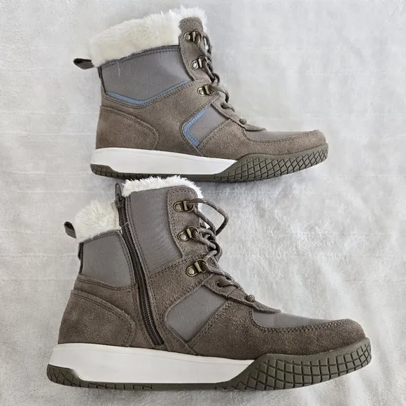 Weatherproof Vintage Chloe Women's Sneaker Boots Size 9M Gray Faux Fur 1412964