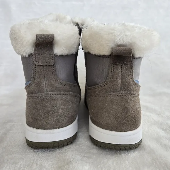 Weatherproof Vintage Chloe Women's Sneaker Boots Size 9M Gray Faux Fur 1412964