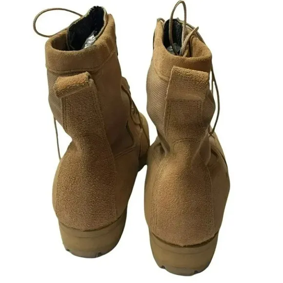 Wellco‎ Vibram Work Boots 11W mens Tan suede military Minimalist Workwear