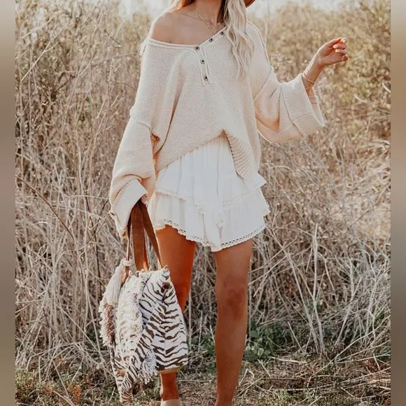 White Cream Cowgirl Style Lace Trim Ruffled Skirt