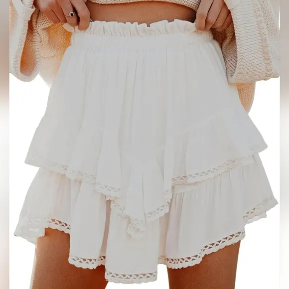 White Cream Cowgirl Style Lace Trim Ruffled Skirt