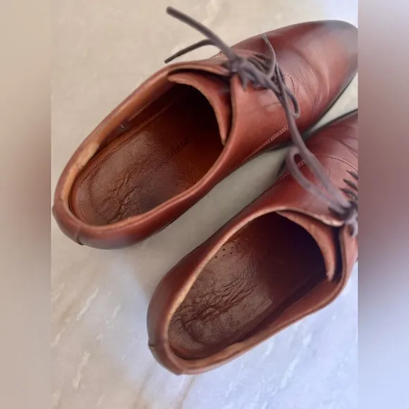 Wolf &amp; Sheperd Bannister Derby in Honey brown size 7