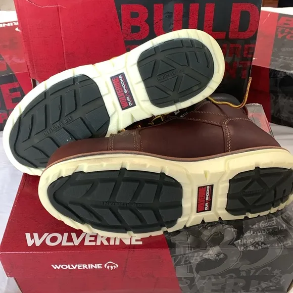 Wolverine brand work boots, men’s size 9, NIB 6” Durashocks boot, brown