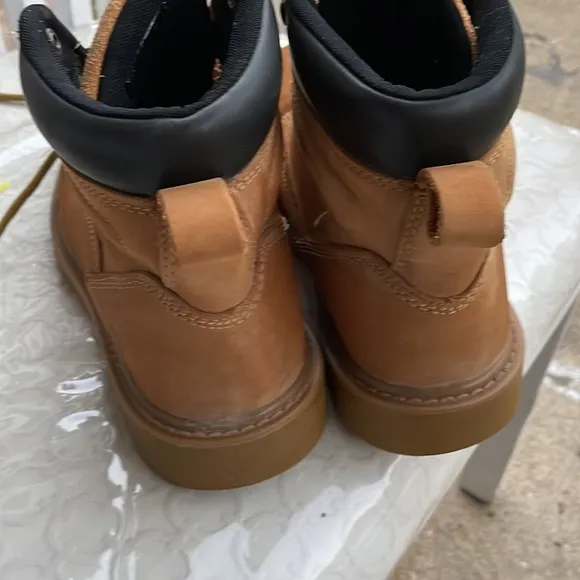 Wolverine men’s work boots size 8