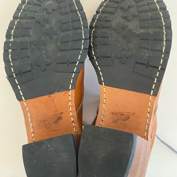 Women’s Red Wing Tan Lace Up Herled Boots with Stitched Welt - Size 9