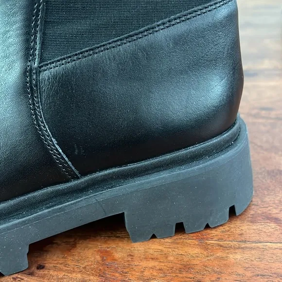 Women’s Schutz NIB Billie black Leather pull on ankle height boots , sz 6.5
