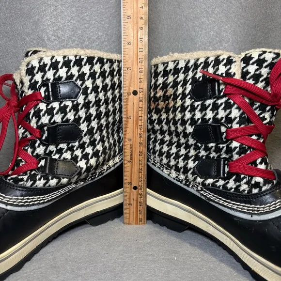 Women’s Sorel Tivoli Tweed Waterproof Boots, Black and Cream Houndstooth, Size 9