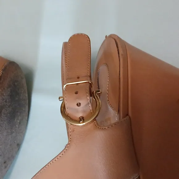 Women's Tan Salvatore Ferragamo Sandals With Chain Detail