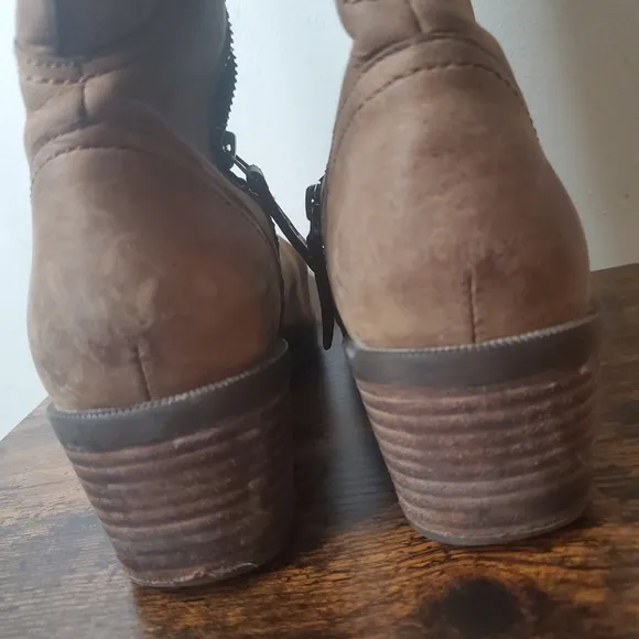 Womens Teva Tall Leather Riding Work Boots Size 11 Heeled Brown