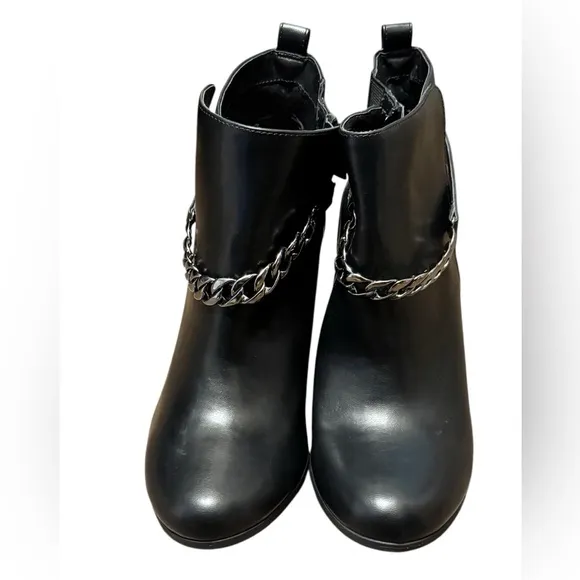 Women’s Torrid Black Chain Ankle Boots Booties Size 11WW Faux Leather