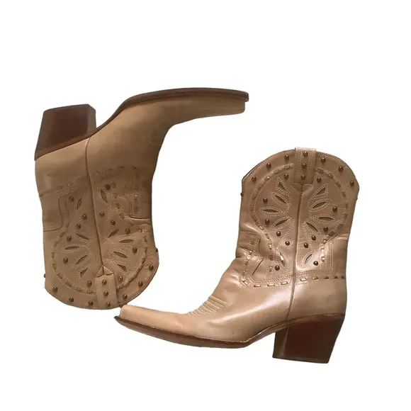 Women’s western cowboy boots embroidered leather with studs Sz 10 Made in Italy