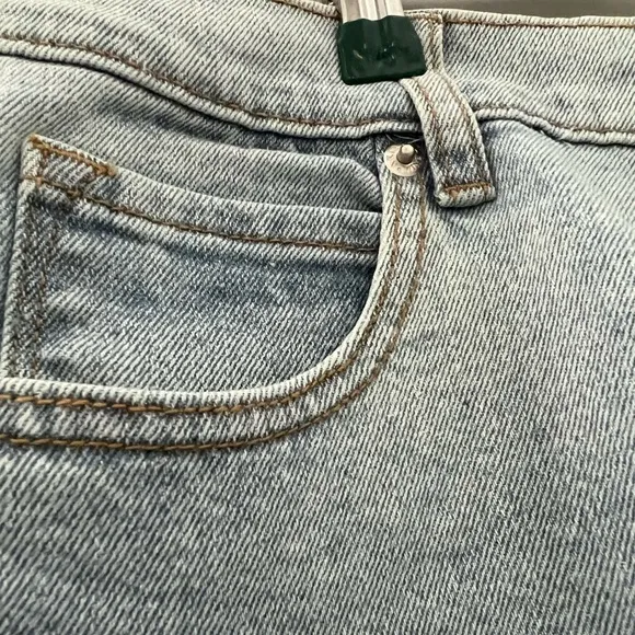 Work it Ms. thang in your booty-licious distressed ruffled denim shorts