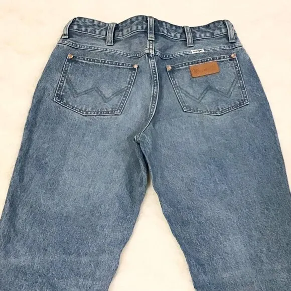 Wrangler 28 (5/6) Wild West High Rise Straight Women’s Jeans Distressed 11233456