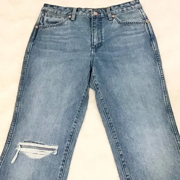 Wrangler 28 (5/6) Wild West High Rise Straight Women’s Jeans Distressed 11233456