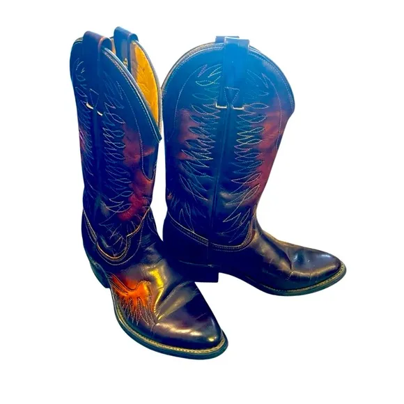 Wrangler Brown Leather Cowboy Boots with Firebird Etching 5.5