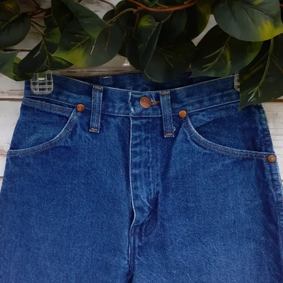 Wrangler cowboy cut slim fit high rise denim jeans