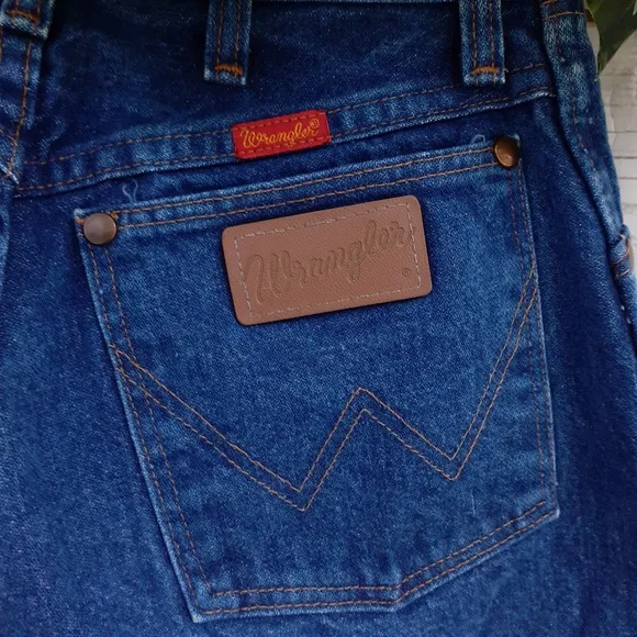Wrangler cowboy cut slim fit high rise denim jeans