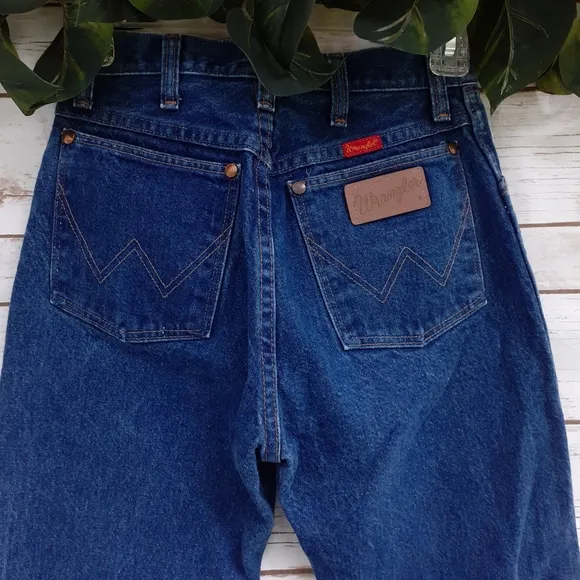 Wrangler cowboy cut slim fit high rise denim jeans