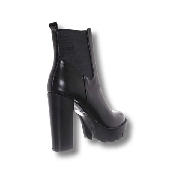X2B Block Heel Zip Chelsea Boot