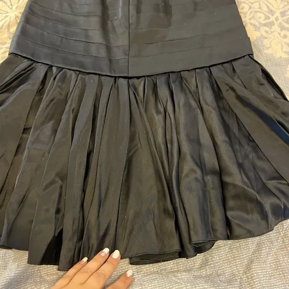 ZAC POSEN ❤️💋FUN SEXY FLIRTY SKIRT💋❤️SIZE COLOR BLACK SILK BLEND FLOWY 6 542