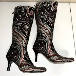 Zeyzani women’s boots Pre-owned EUC Size 7 Multicolored tapestry